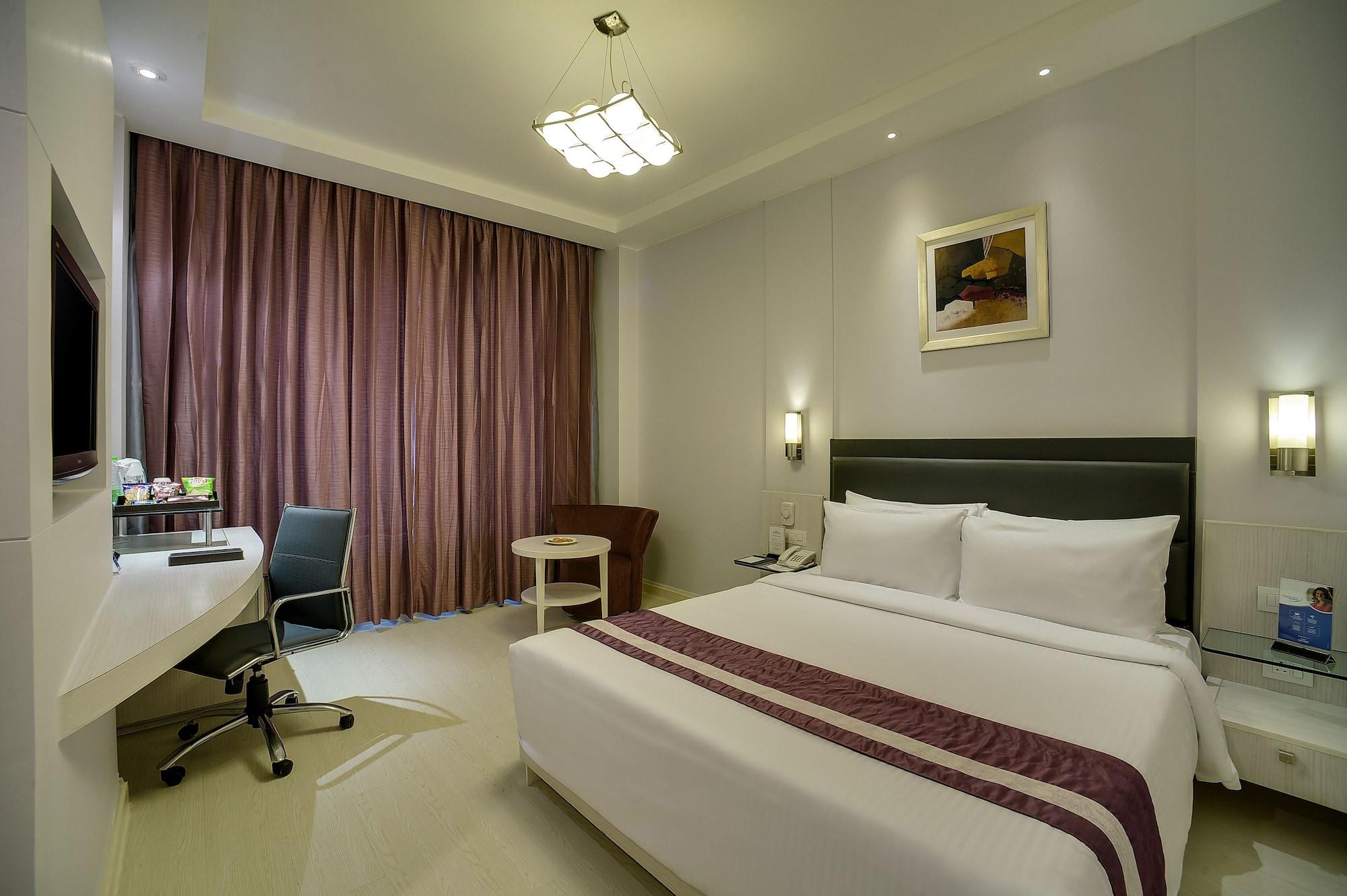 Sarovar Portico Naraina, Hotel Yeni Delhi Dış mekan fotoğraf