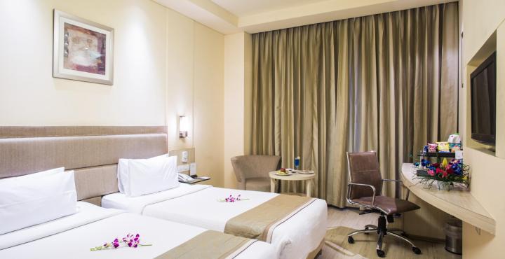 Sarovar Portico Naraina, Hotel Yeni Delhi Dış mekan fotoğraf