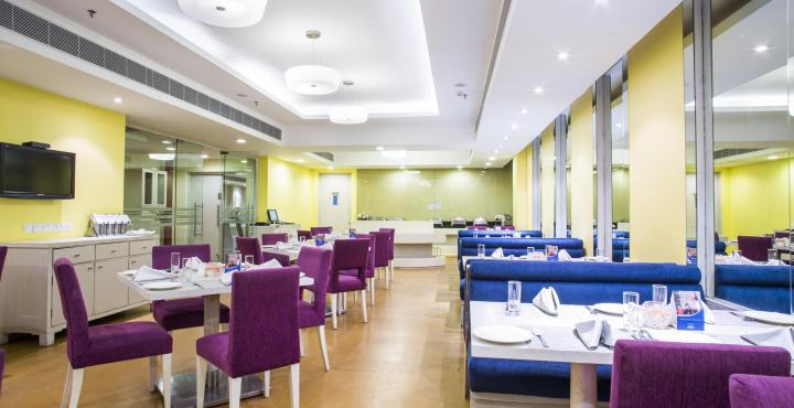Sarovar Portico Naraina, Hotel Yeni Delhi Dış mekan fotoğraf